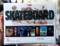 skateboard.jpg (31968 bytes)